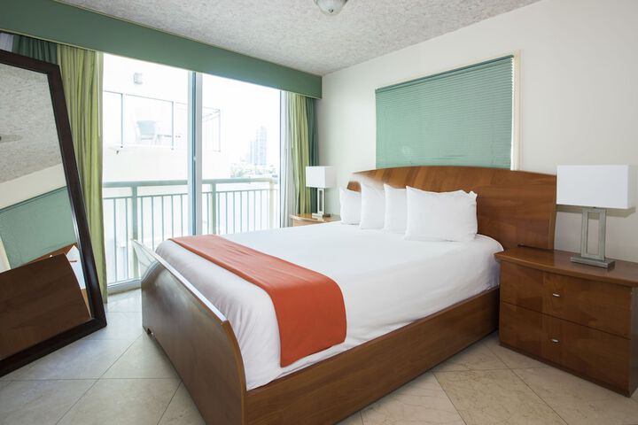 1 Bedroom Suite Queen Bed (7 of 10)