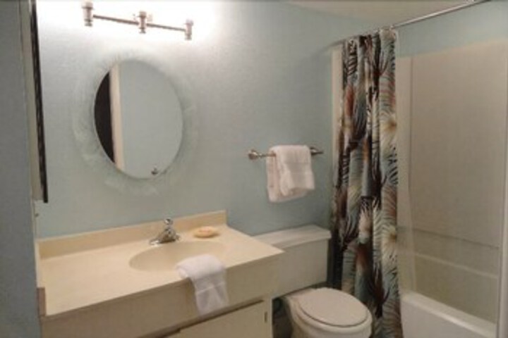 Room 4 of 19