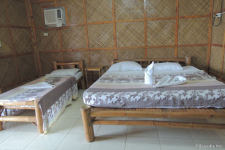 Room 25 of 39