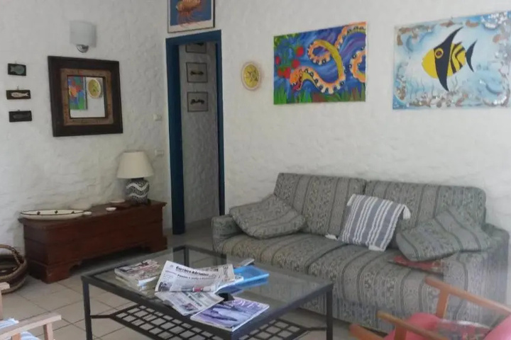 Room 3 of 13