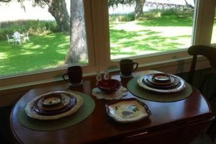Dining 54 of 59