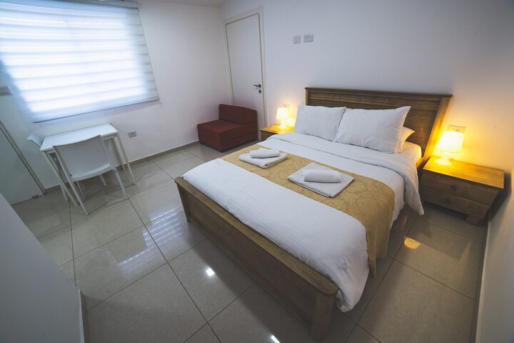 Room 18 of 31