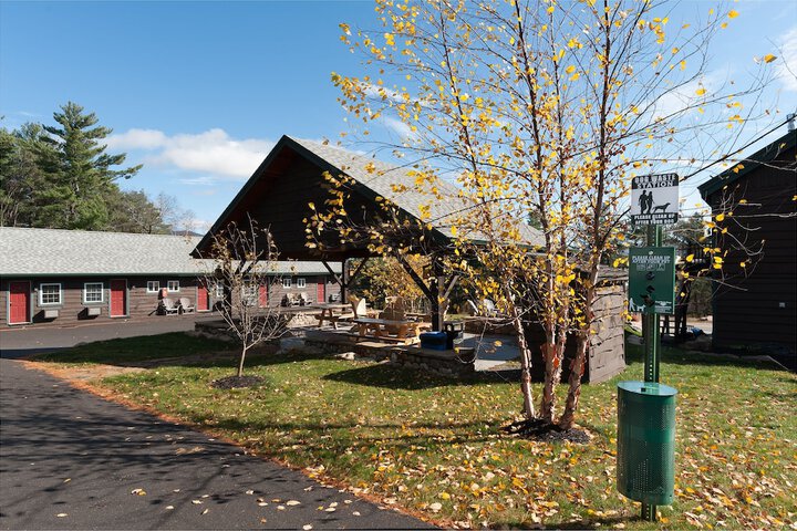 Pet Friendly 120 of 153