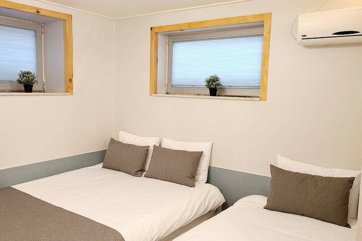 Room 36 of 84