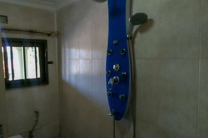 Room 25 of 51