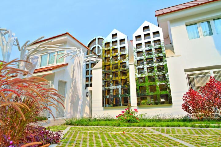 Exterior of Isabella Boutique Hotel