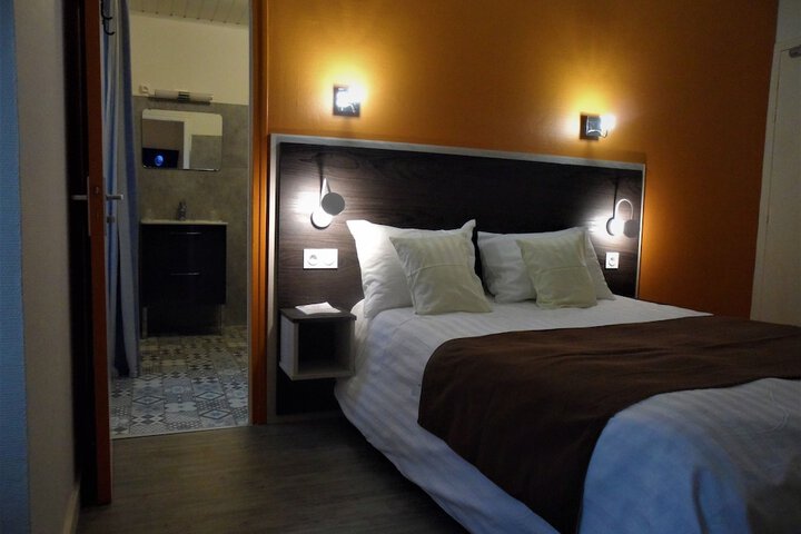Room 7 of 30