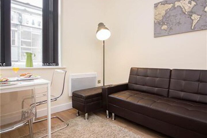 Room 25 of 26