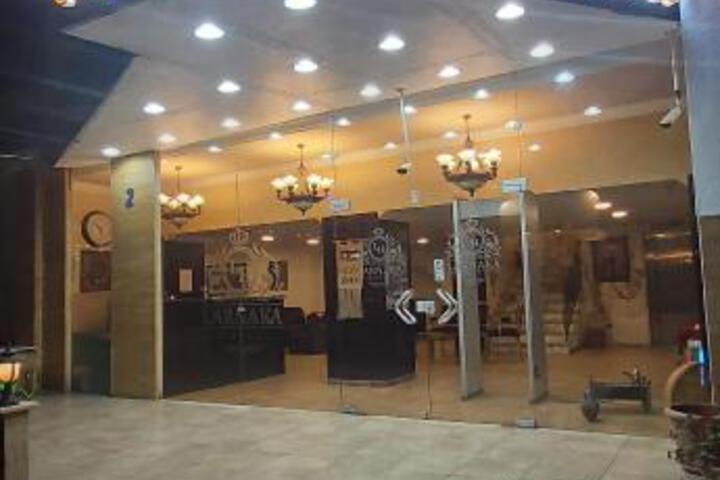 Larnaka Hotel