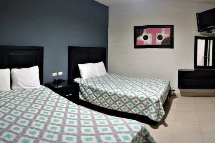 Room 18 of 37