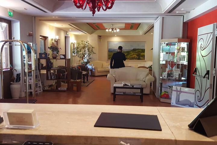 Guest Lobby