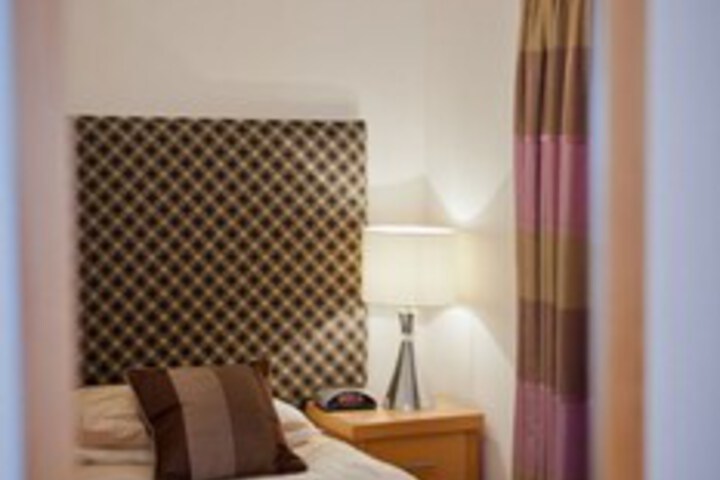 Room 46 of 60