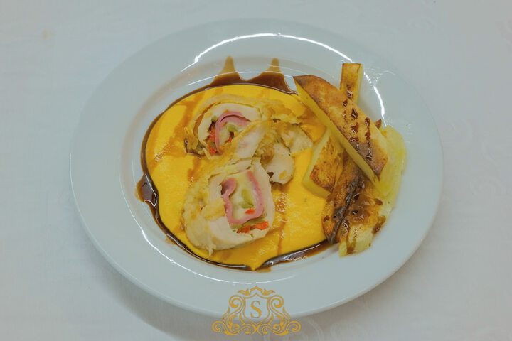 Dining 98 of 129