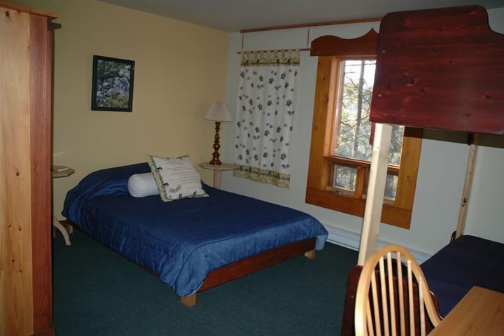 Room 3 of 17