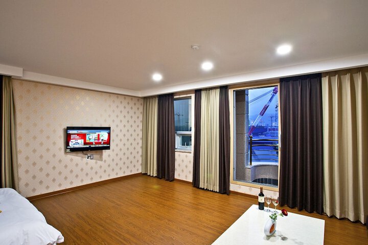 Room 20 of 63