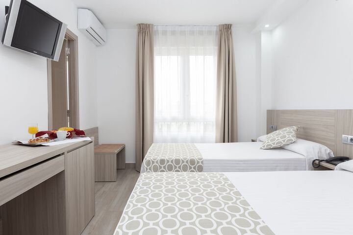 Room 34 of 67