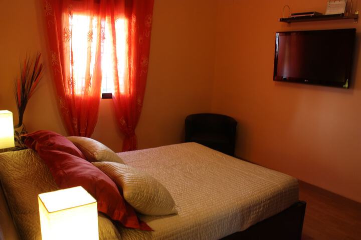 Room 6 of 26
