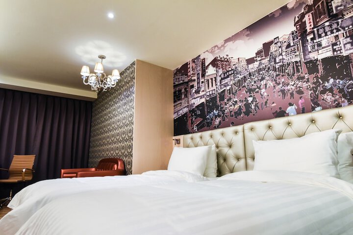Room 49 of 87