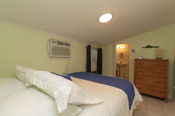 Room 20 of 197