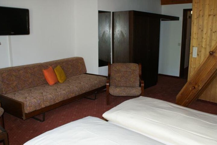 HOTEL CRESTAS