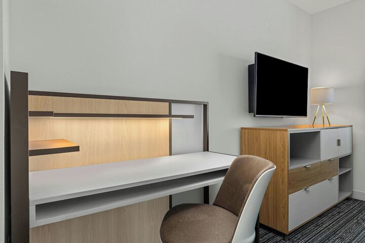 Room 33 of 57
