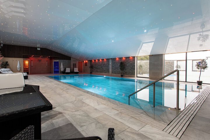 Pool 15 of 25