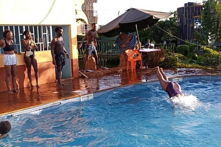 Pool 11 of 31