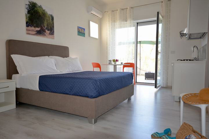 Room 15 of 42