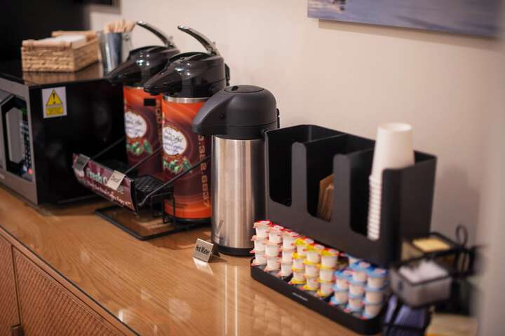 Breakfast/Coffee Service 33 of 101