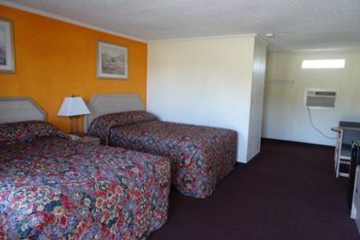 Room 2 of 11