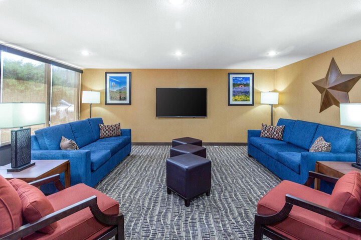Hotel Interior 2 of 33
