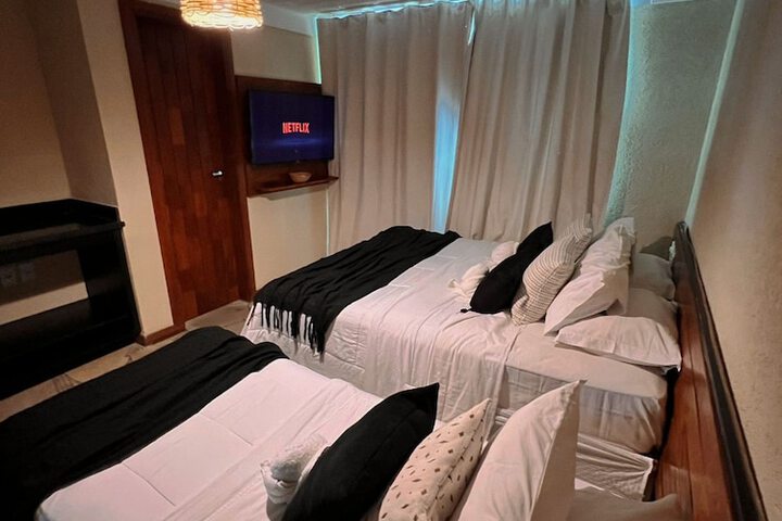 Room 70 of 189
