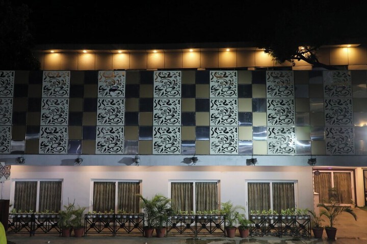 Hotel 27 of 27