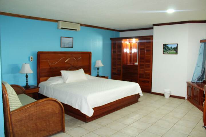 Room 7 of 44