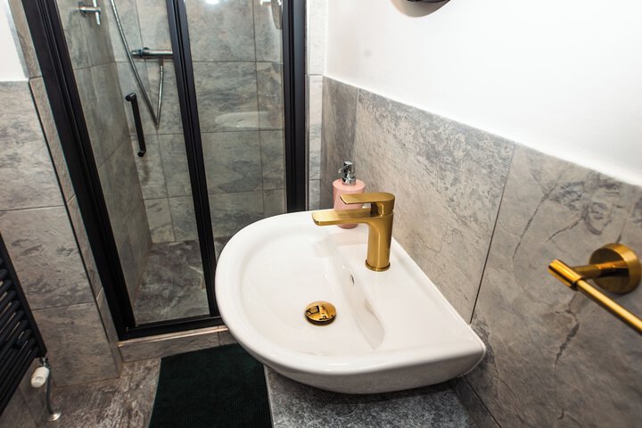 Bathroom Interior Photo