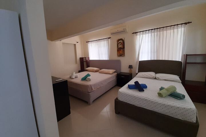 Room 3 of 38