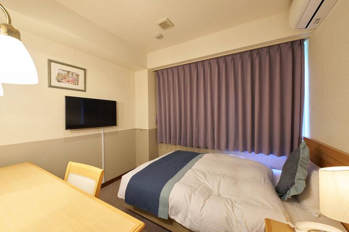 Room 46 of 74
