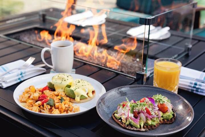Breakfast meal