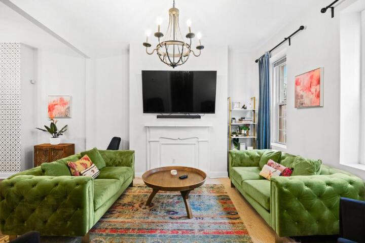 Cozy Pittsburgh Home with King Beds - short drive to all in Pittsburgh, PA