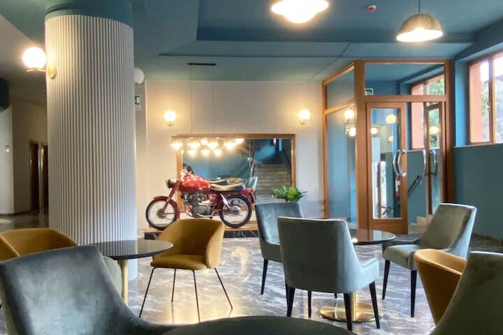 Hotel Lobby