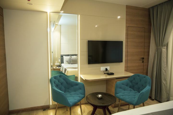 Room 21 of 44