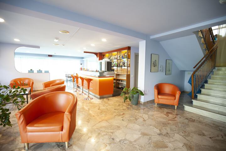 Hotel Interior 4 of 34