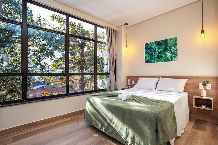 Room 4 of 40