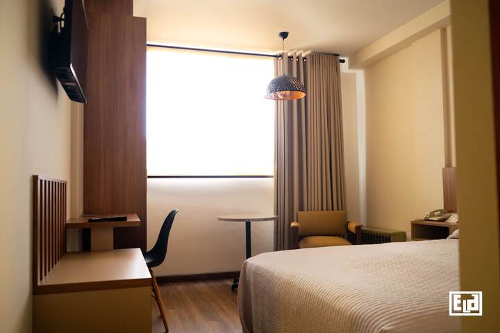 Room 8 of 29