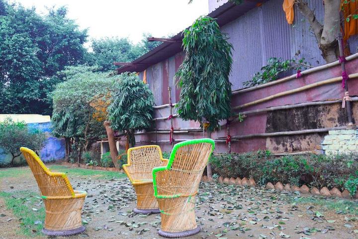 Hotel Exterior 33 of 35