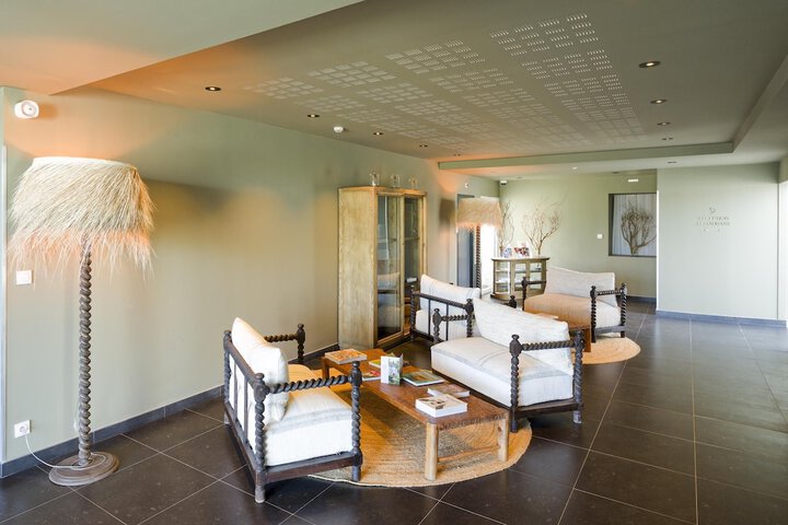 Lobby Entry