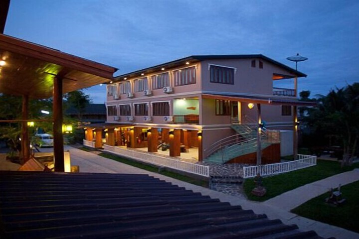 Hotel 27 of 30