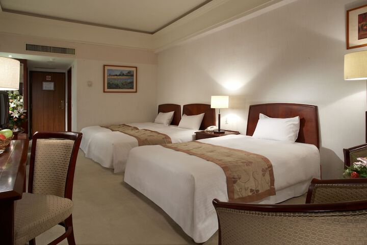 Room 29 of 45