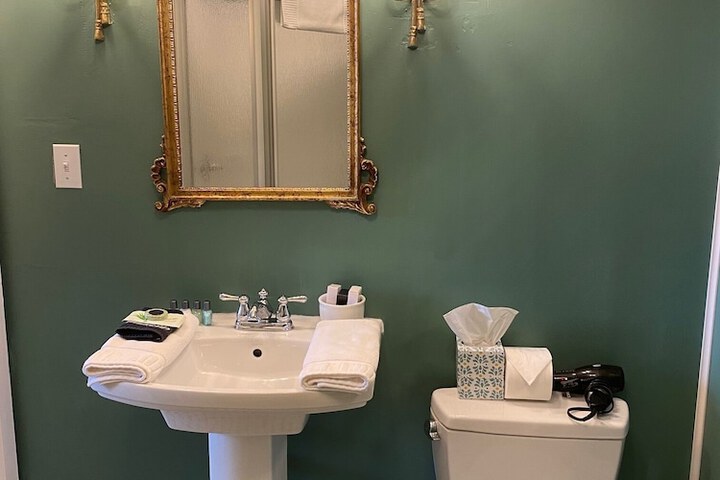 Bath Photo