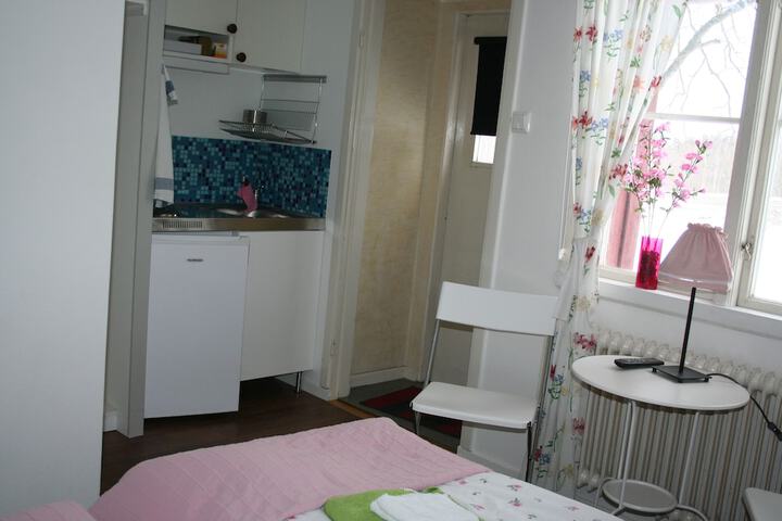 Room 13 of 94